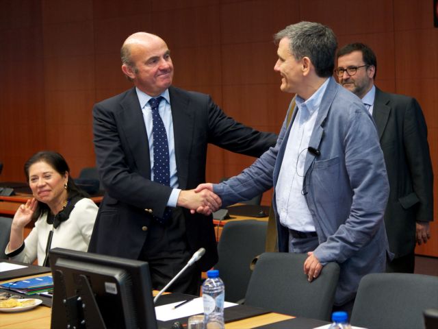Θετική η υποδοχή στα ξένα πρωτοσέλιδα για τη συμφωνία στο Eurogroup