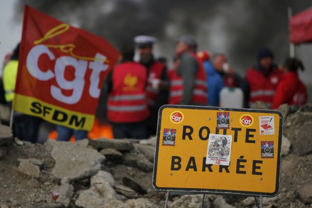 Γαλλία: Κλιμάκωση του απεργιακού κινήματος κατά της μεταρρύθμισης στην απασχόληση
