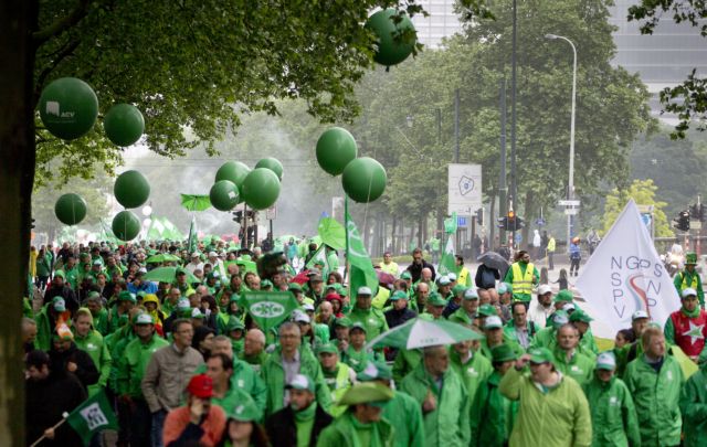 Στους δρόμους οι δημόσιοι υπάλληλοι στο Βέλγιο