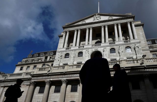 Τράπεζα της Αγγλίας: Αποδεσμεύει 250 δισ. στερλίνες για να εξασφαλίσει ρευστότητα