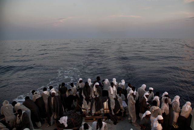 Oλο και περισσότεροι πρόσφυγες στη διαδρομή της κεντρικής Μεσογείου