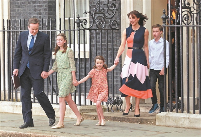 Ο Κάμερον στην εποχή της αμεριμνησίας