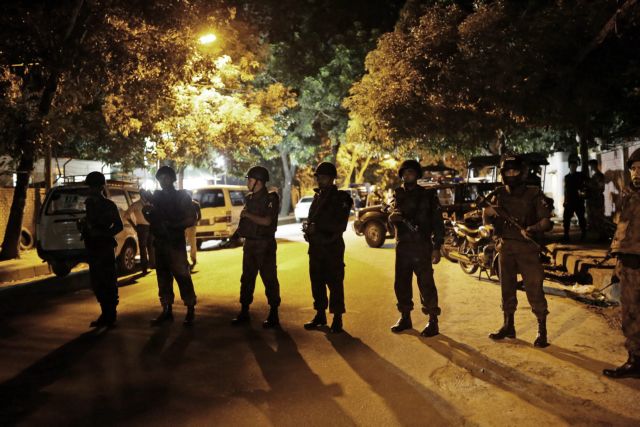 Το Ισλαμικό Κράτος ανέλαβε την ευθύνη για την πολύνεκρη επίθεση στο Μπανγκλαντές