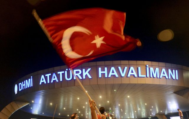 Λειτουργεί ξανά το αεροδρόμιο Ατατούρκ της Κωνσταντινούπολης