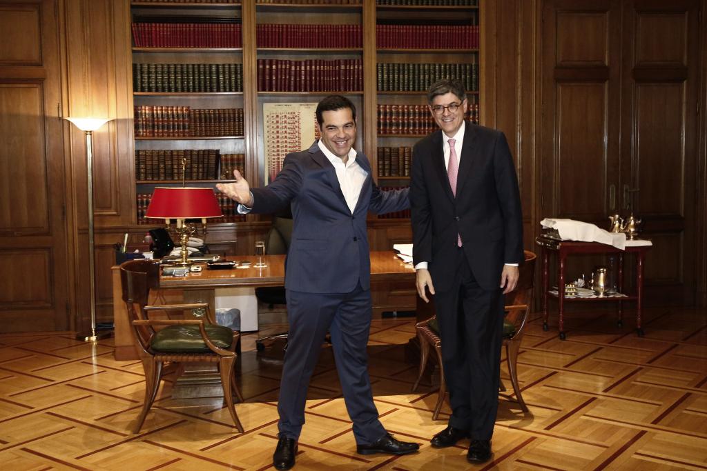 Να ρυθμιστεί το ελληνικό χρέος πριν φύγει ο Ομπάμα, είπε ο Λιου στον Τσίπρα