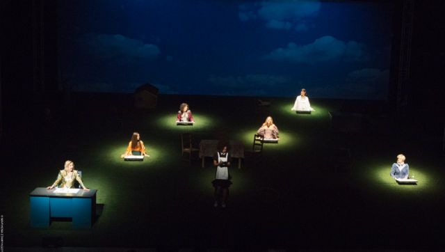 «Top Girls» της Κάριλ Τσέρτσιλ: Γυναίκες, τόσο απλά