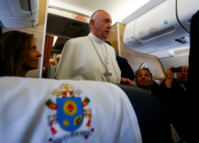 Πάπας: Βρισκόμαστε σε πόλεμο που δεν είναι θρησκευτικός