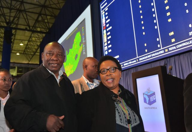 Νότια Αφρική: Σημαντική πτώση για το κυβερνών κόμμα στις δημοτικές εκλογές
