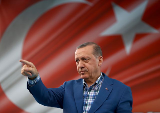 Ερντογάν: Θα συνεχίσουμε να πολεμάμε όλες τις τρομοκρατικές οργανώσεις