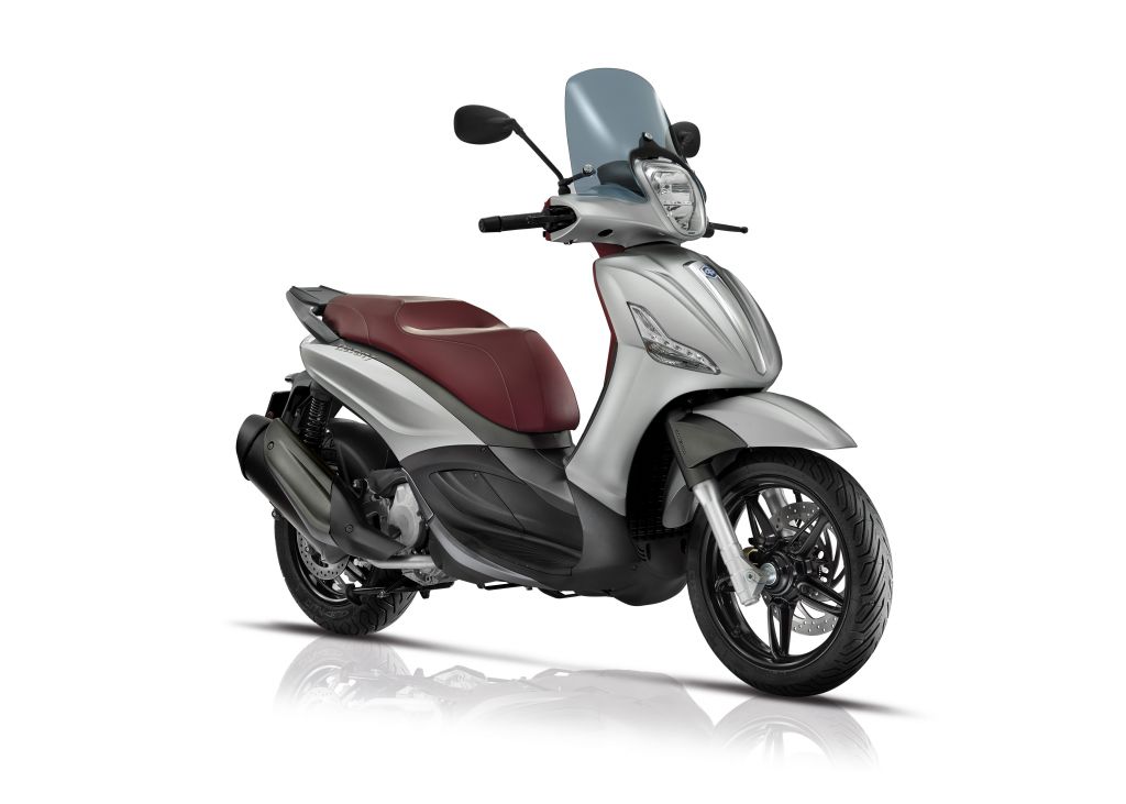 Piaggio Beverly 350 SportTouring: η ναυαρχίδα της γκάμας