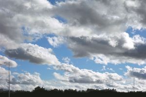 Σκοτώνοντας τα σύννεφα