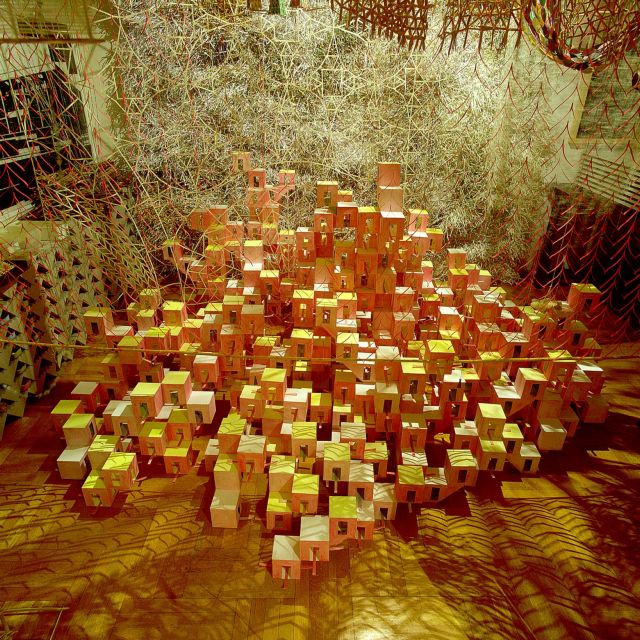 Το οργανωμένο χάος του Νίκου Αλεξίου