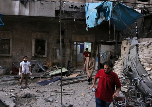 Οι δυνάμεις του Aσαντ χτυπούν νοσοκομείο στο Χαλέπι