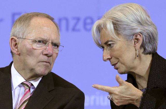 Handelsblatt: Προστριβές ΔΝΤ – Βερολίνου για το ελληνικό χρέος