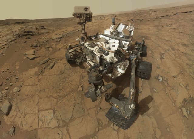 Το ρόβερ Curiosity ξεκινά ένα νέο κεφάλαιο στην εξερεύνηση του Aρη
