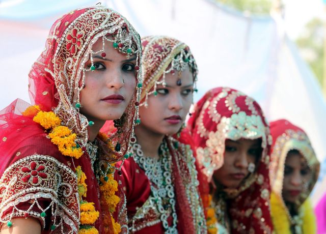 Save the Children: Ενα κορίτσι κάτω των 15 ετών παντρεύεται κάθε επτά δευτερόλεπτα