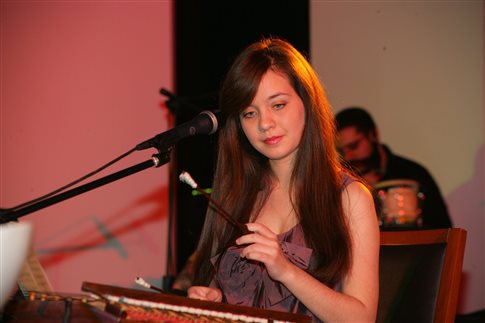 Αρετή Κετιμέ: Το κορίτσι-θαύμα σταματάει να παίζει σαντούρι