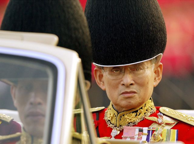 Eνας αμφιλεγόμενος διάδοχος για τον θρόνο της Ταϊλάνδης
