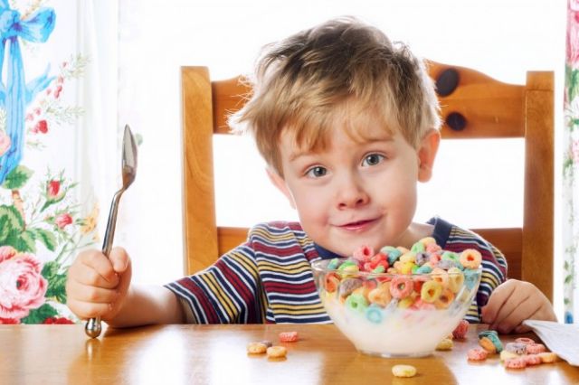 UNICEF: Μη αναστρέψιμες βλάβες από κακή διατροφή σε παιδιά κάτω των δυο χρονών