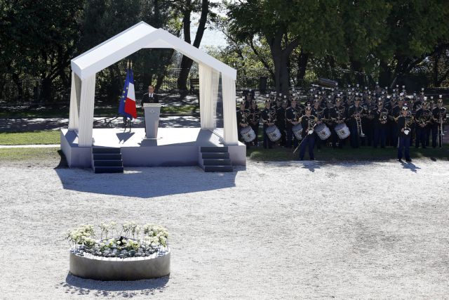 Η Γαλλία τίμησε τη μνήμη των 86 θυμάτων από την επίθεση της 14ης Ιουλίου
