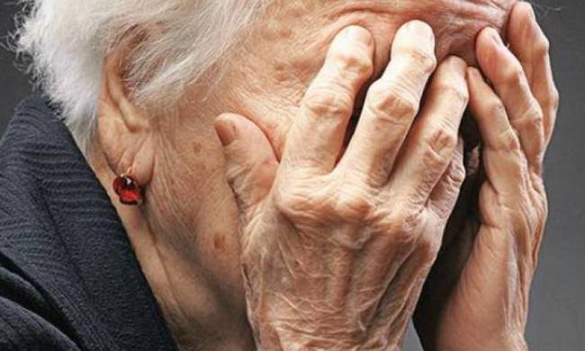Τροχαία, βλάβες και λίρες τα δημοφιλή σενάρια στην εξαπάτηση ηλικιωμένων