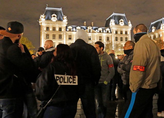Γαλλία: Νέα διαδήλωση των αστυνομικών στο Παρίσι