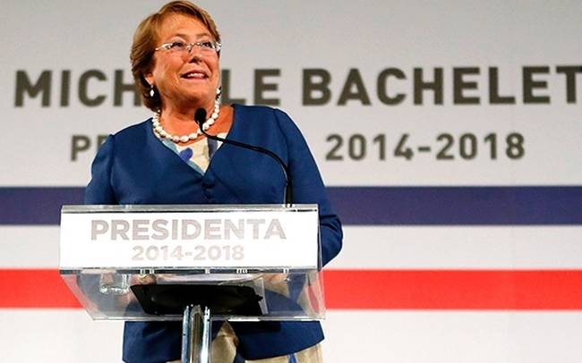 Με την… τρίτη κατάφερε να ψηφίσει στις τοπικές εκλογές η πρόεδρος της Χιλής