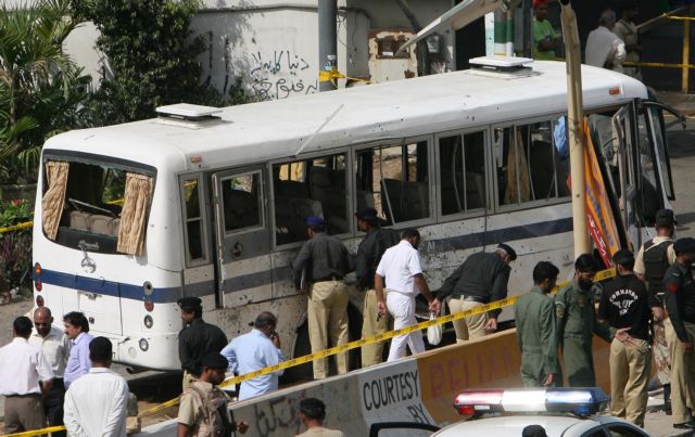 Σύγκρουση λεωφορείων στο Πακιστάν – τουλάχιστον 30 νεκροί