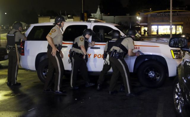 ΗΠΑ: Ενέδρες κατά δύο αστυνομικών σε Σαιντ Λούις και Σαν Αντόνιο