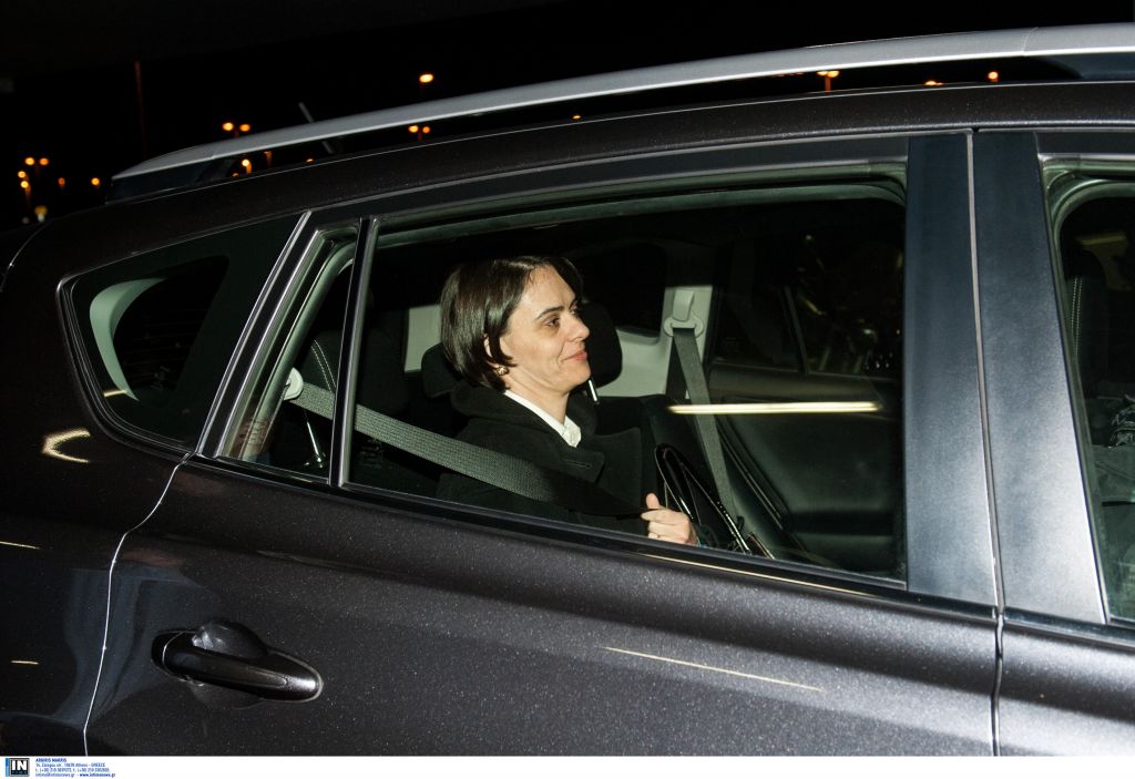 Οι τροϊκανοί φεύγουν,τα αγκάθια παραμένουν