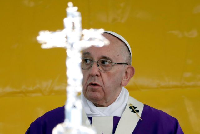Πάπας Φραγκίσκος: «Σώζονται οι τράπεζες και όχι οι άνθρωποι»
