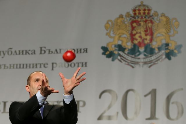 Φιλορώσους προέδρους φαίνεται να εκλέγουν Βουλγαρία και Μολδαβία