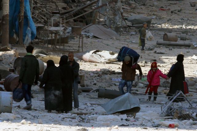 Χαλέπι: Συναγερμός στον ΟΗΕ, δεκάδες χιλιάδες οι εκτοπισμένοι