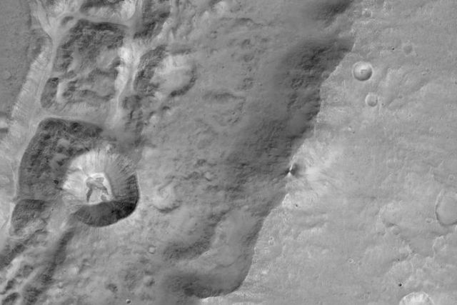 Εντυπωσιακές οι πρώτες εικόνες του Αρη από το σκάφος TGO