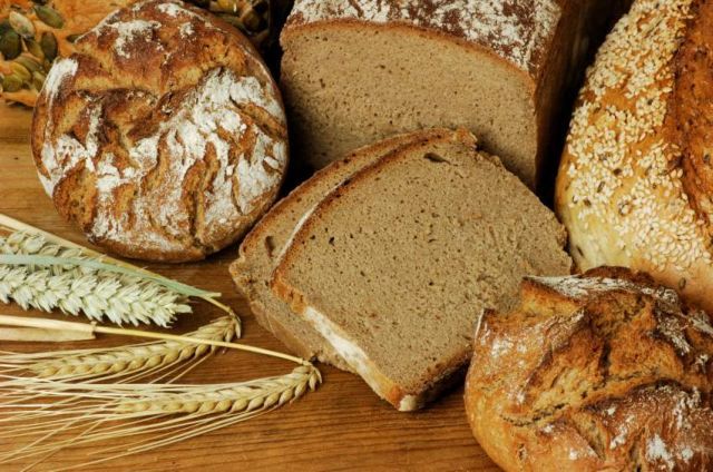 Μύθος ότι το ψωμί μάς παχαίνει και δεν είναι θρεπτικό