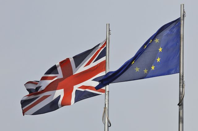 Οι βρετανικοί Εργατικοί σχεδιάζουν τροπολογία για το Brexit