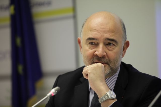 Μοσκοβισί: «Ανοιχτός ο δρόμος για τα μέτρα ελάφρυνσης του ελληνικού χρέους»
