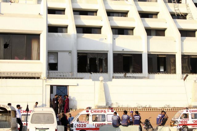Πακιστάν: 11 νεκροί από φωτιά σε ξενοδοχείο
