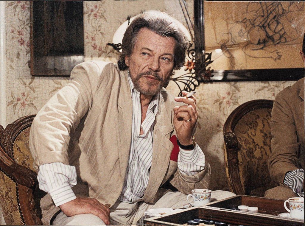 Πέθανε ο ηθοποιός Πέτρος Φυσσούν – Ο γαμπρός του Κώστα Χατζηχρήστου και πατέρας της μοναχής Πορφυρίας