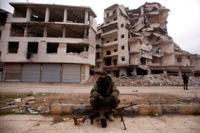 «Τόπος θανάτου» το Χαλέπι – Την εκκένωση περιμένουν δεκάδες χιλιάδες άμαχοι