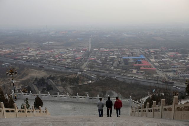 Στο «κόκκινο» η ατμοσφαιρική ρύπανση σε 24 πόλεις της Κίνας
