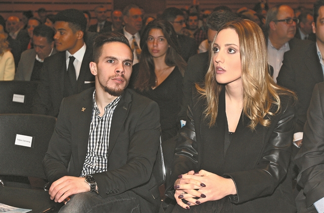 «Πιο δυνατοί και ενωμένοι»