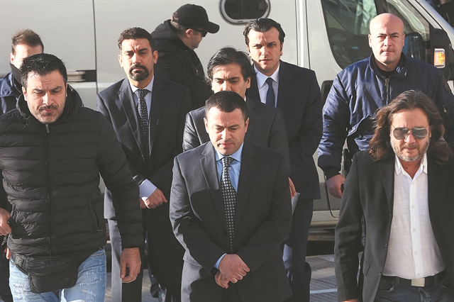 Διαμεσολάβηση Μέρκελ σε εξέλιξη