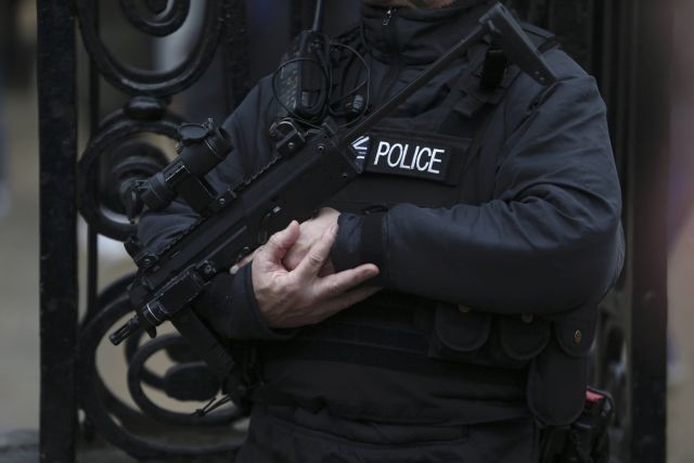 Δύο νέες συλλήψεις υπόπτων για τις επιθέσεις σε Παρίσι και Βρυξέλλες