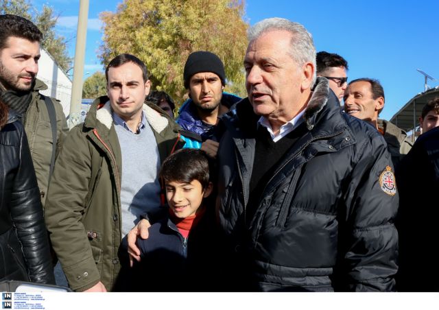 Αβραμόπουλος: Λύση για τους πρόσφυγες τώρα, όχι αύριο