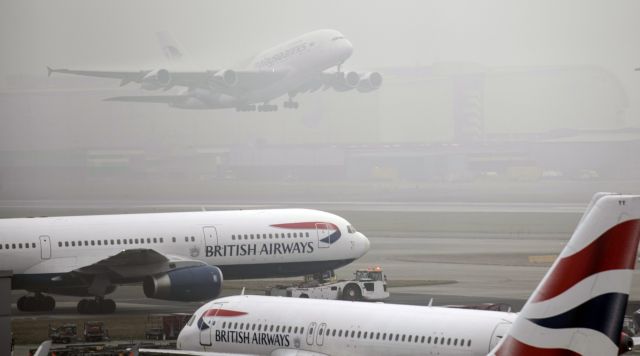 Ακυρώσεις πτήσεων στο Χίθροου λόγω ομίχλης
