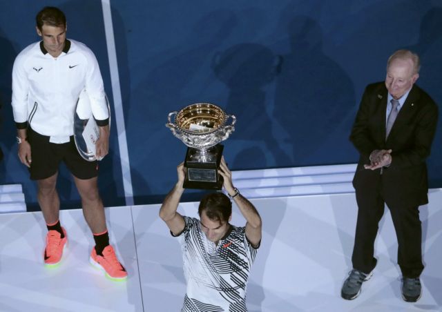 Ο Ρότζερ Φέντερερ κατέκτησε το τρόπαιο στο Australian Open