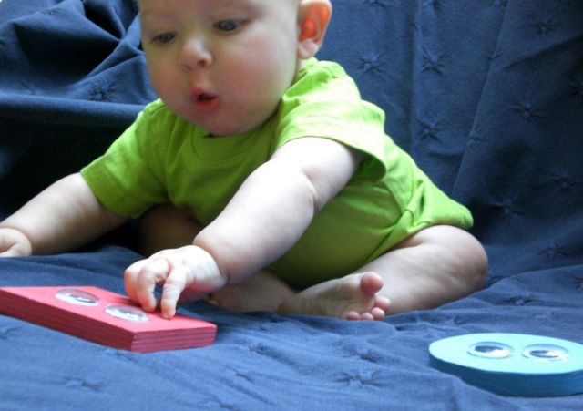 Αλγόριθμος «διαβάζει» τον εγκέφαλο των βρεφών και προβλέπει τον αυτισμό