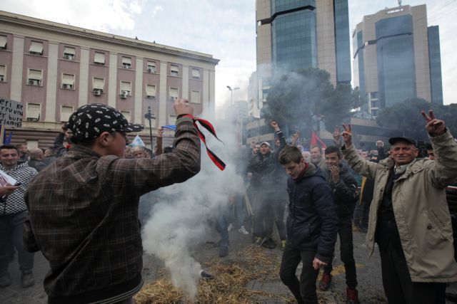 Αλβανία: Γελοία η αντικυβερνητική διαδήλωση λέει ο Ράμα