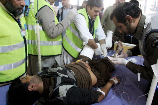 Πακιστάν: Πέντε νεκροί από επίθεση σε δικαστικό μέγαρο